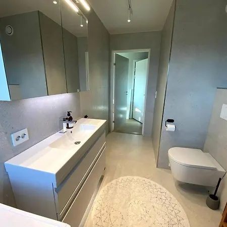 Apartment Med Nydelig Utsikt Tromso